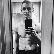 Кузьма, 27, Белово