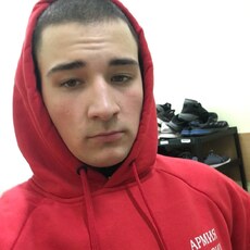 Артём, 20, Опочка