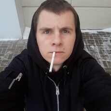 Даня, 31, Ясиноватая