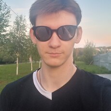 Эдик, 23, Дзержинск (Нижегородская область)