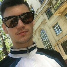 Родя, 27, Заполярный