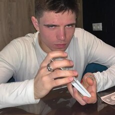 Ростик, 21, Кедровый