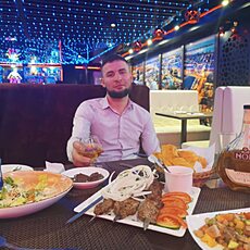 Петя, 28, Купино