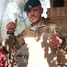 Юрий, 40, Холмск