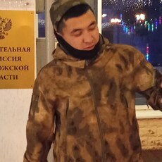 Артём, 26, Унеча