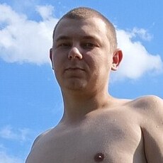 Юлиан, 24, Великий Новгород