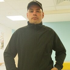 Вадим, 37, Нягань