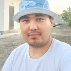 Кирилл, 35, Дно