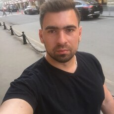 Адам, 32, Николаевка