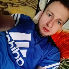 Антон, 26, Шумиха