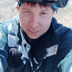 Виссарион, 31, Нягань