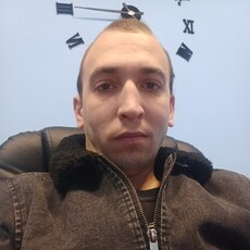 Лев, 31, Чапаевск