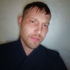 Вова, 37, Курильск