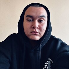 Толя, 20, Ермолино