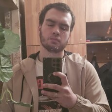 Олег, 26, Валуйки