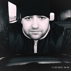 Тёма, 26, Уяр