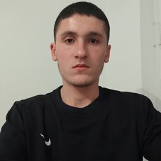 Глеб, 19, Антрацит