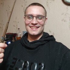 Владлен, 27, Батайск