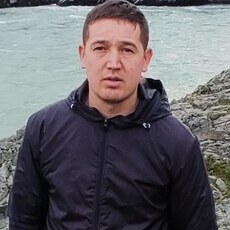 Иван, 33, Бор