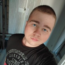 Эрик, 22, Озёрск (Калининградская область)