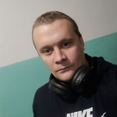 Матвей, 32, Чёрмоз