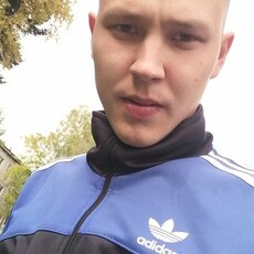 Григорий, 26, Приволье