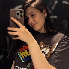 Алина, 21, Среднеуральск
