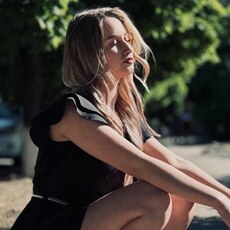 Яна, 29, Любим