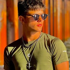 Степан, 22, Заполярный