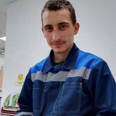 Стёпа, 23, Невьянск