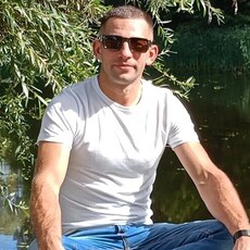 Максим, 39, Бакал