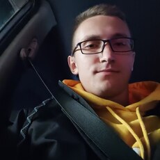 Альберт, 27, Камбарка