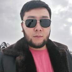 Данила, 29, Ясиноватая