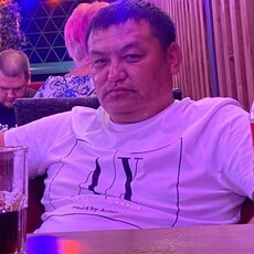 Юлиан, 38, Калтан