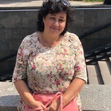 Катя, 60, Новосиль