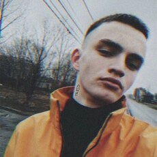 Илья, 21, Озёры
