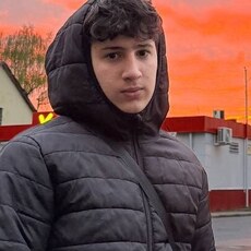 Михаил, 20, Старая Купавна
