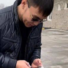 Никон, 31, Волжск