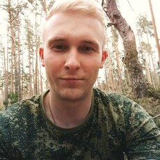 Артур, 27, Лангепас