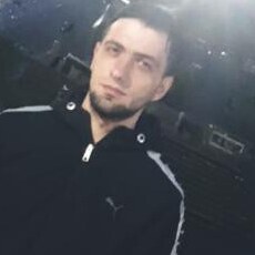 Валентин, 29, Бакал