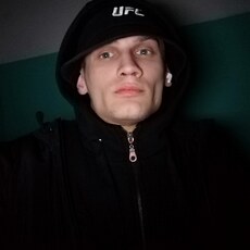 Тим, 26, Казань