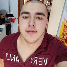 Демид, 26, Баксан