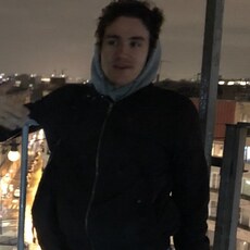 Максим, 26, Данилов