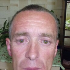 Геннадий, 43, Болгар