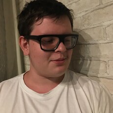 Валентин, 24, Нязепетровск