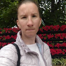 Дина, 33, Новоаннинский