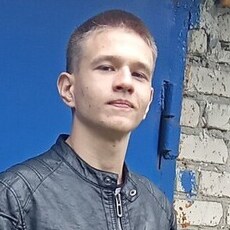Гена, 20, Липки