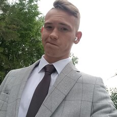 Артемий, 20, Ужур