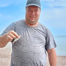Лев, 41, Красногоровка