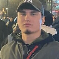 Эмиль, 22, Остров